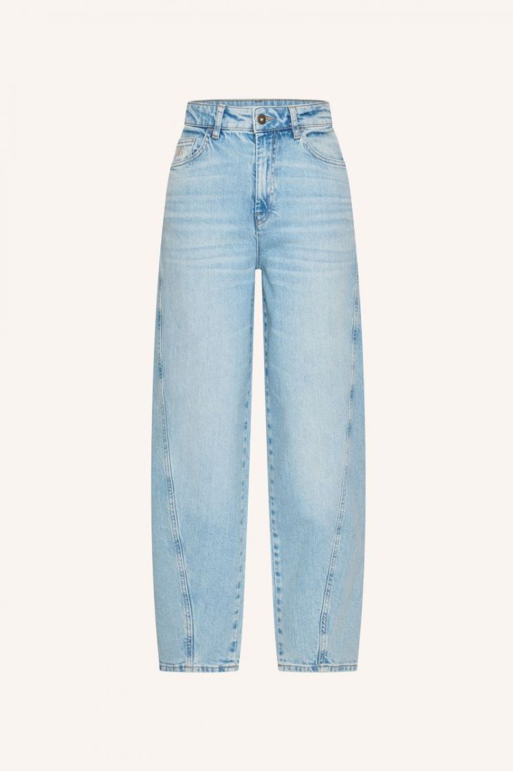 begum jeans light denim