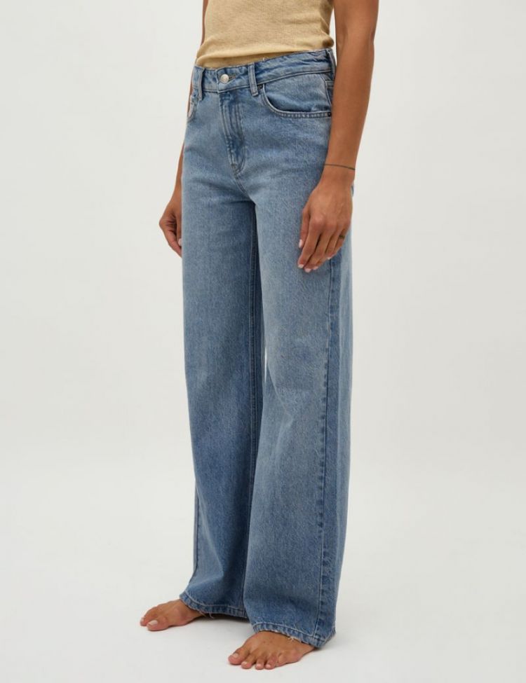 Amarillo-M, FABTR099V61, Jeans light blue brus