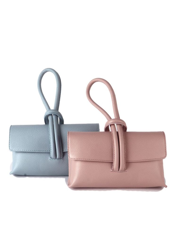 Guillano clutch light blue