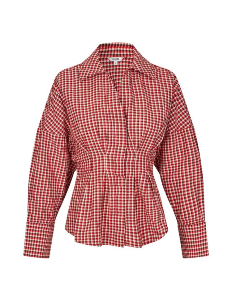 Chechi Isidor red aura check